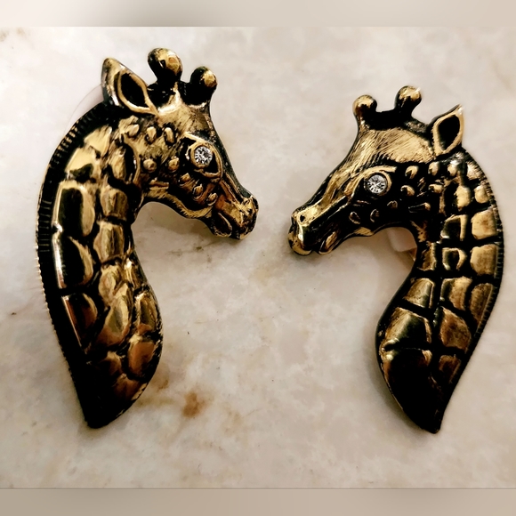 Vintage Bold Gold 1980s Giraffe clear stone eyes clip on earrings #giraffelover - Picture 8 of 11